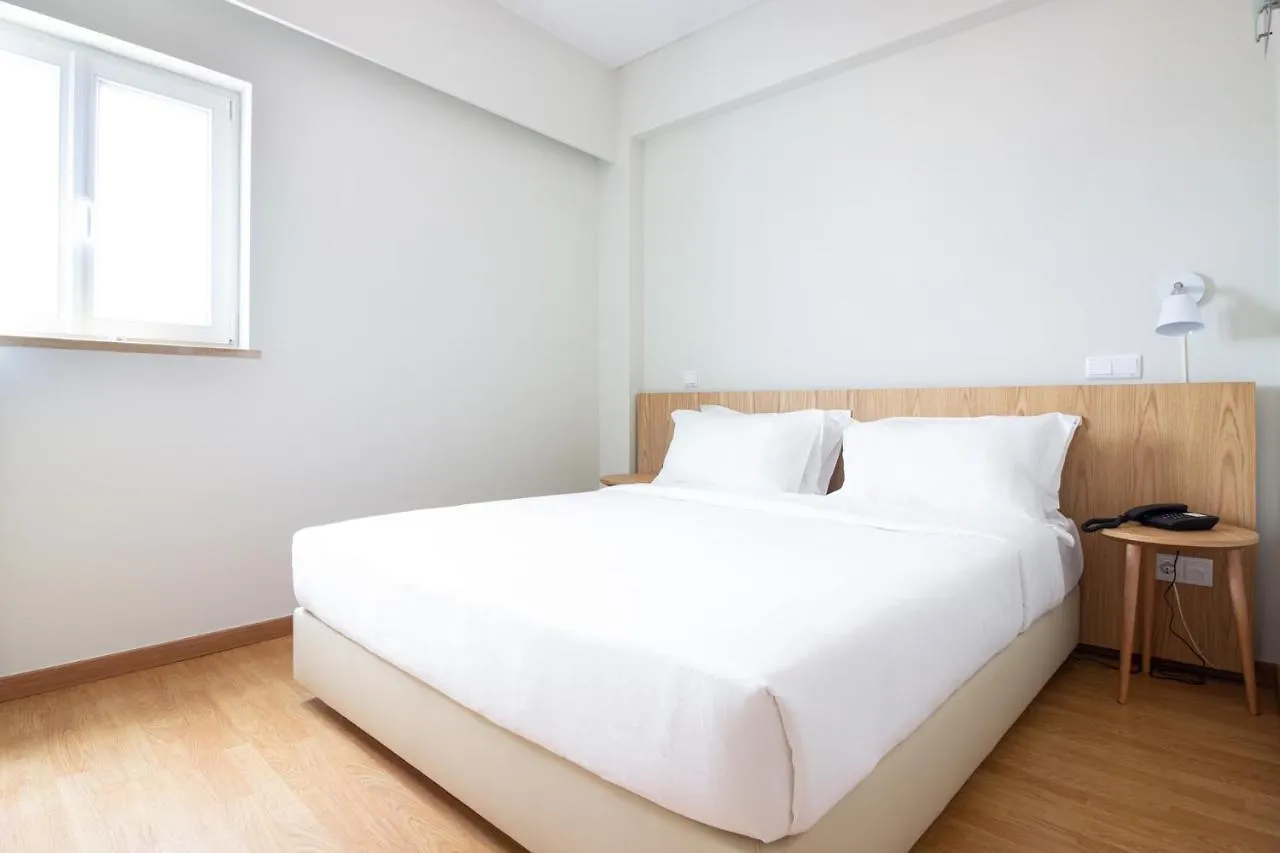 Hotel Globo Portimao 3*,  Portugal