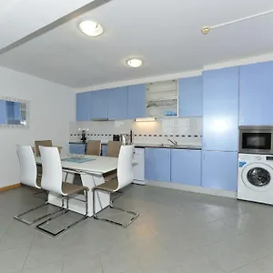 Apartment Ruby Red & Atlantic Blue In Oceano Atlantico, Portimao